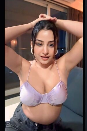 15 Nov 2025 - Simran Kaur - Live Show