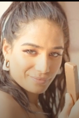 Chocolate Pussy Lips Poonam Pandey