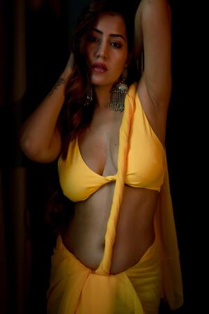 Simran Kaur Lives
