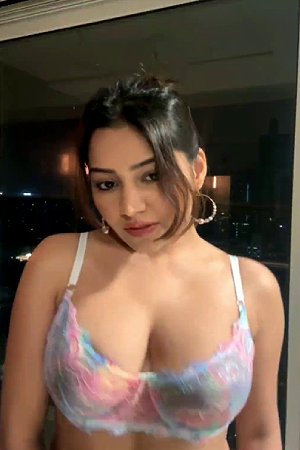 13 Dec 2023 Simran Kaur Live