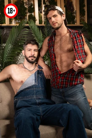 Snake Charmer 2026 - English - Men.com